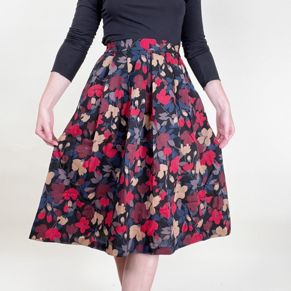 Vintage Liberty of London Dark Floral Print Pleated High Rise Midi Skirt Preppy - Picture 5 of 10